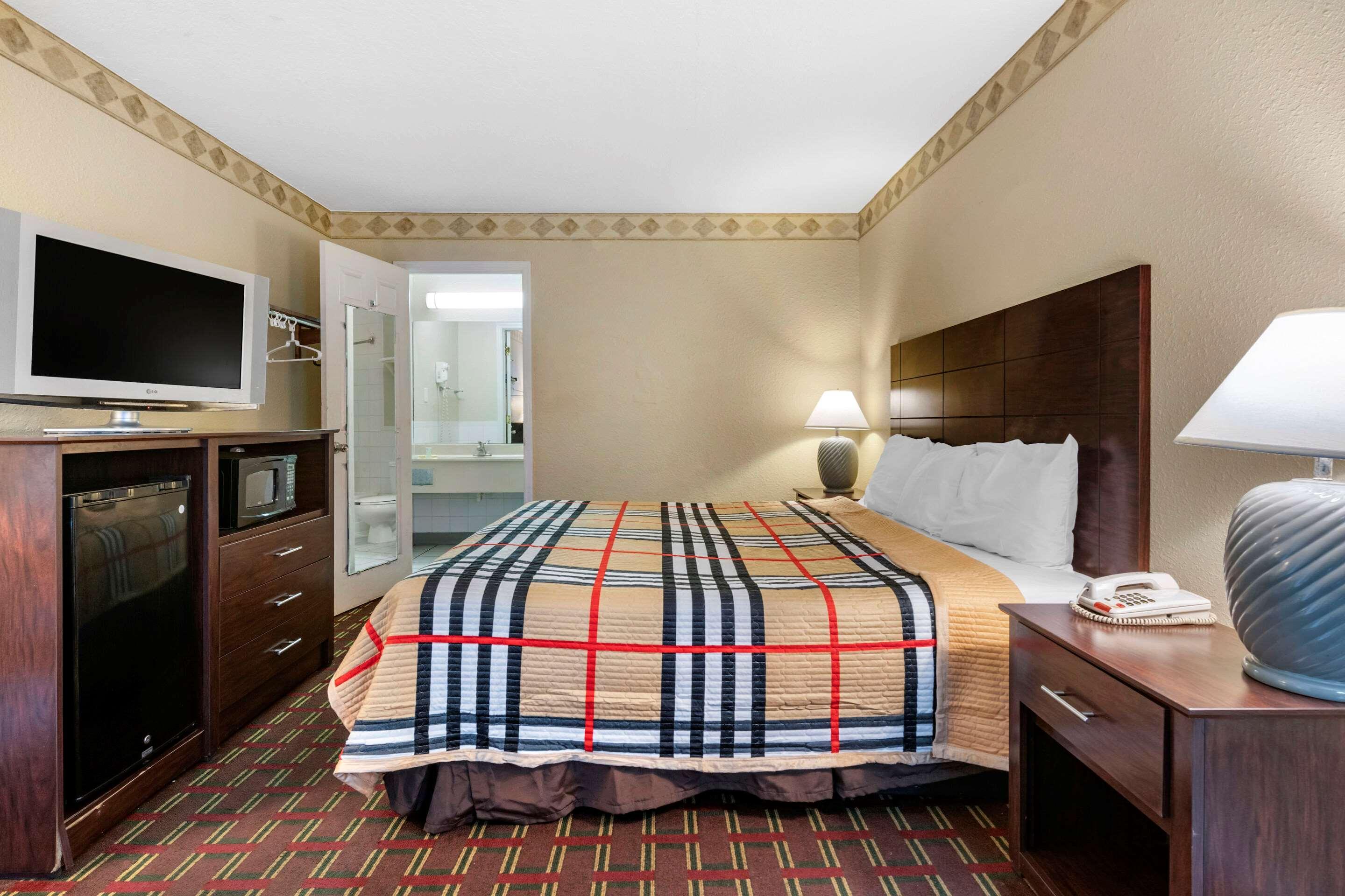 Rodeway Inn New Port Richey Εξωτερικό φωτογραφία