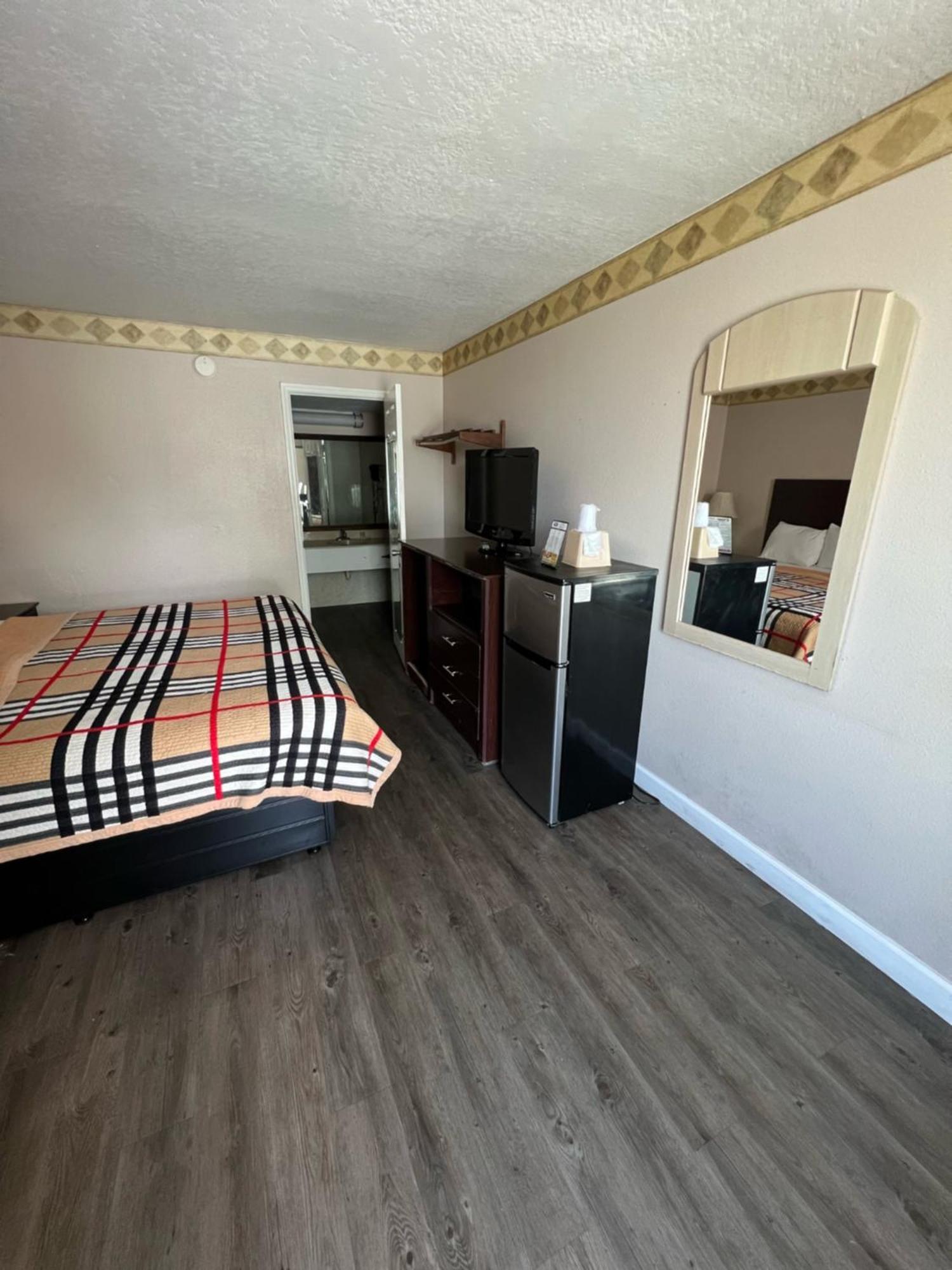 Rodeway Inn New Port Richey Εξωτερικό φωτογραφία