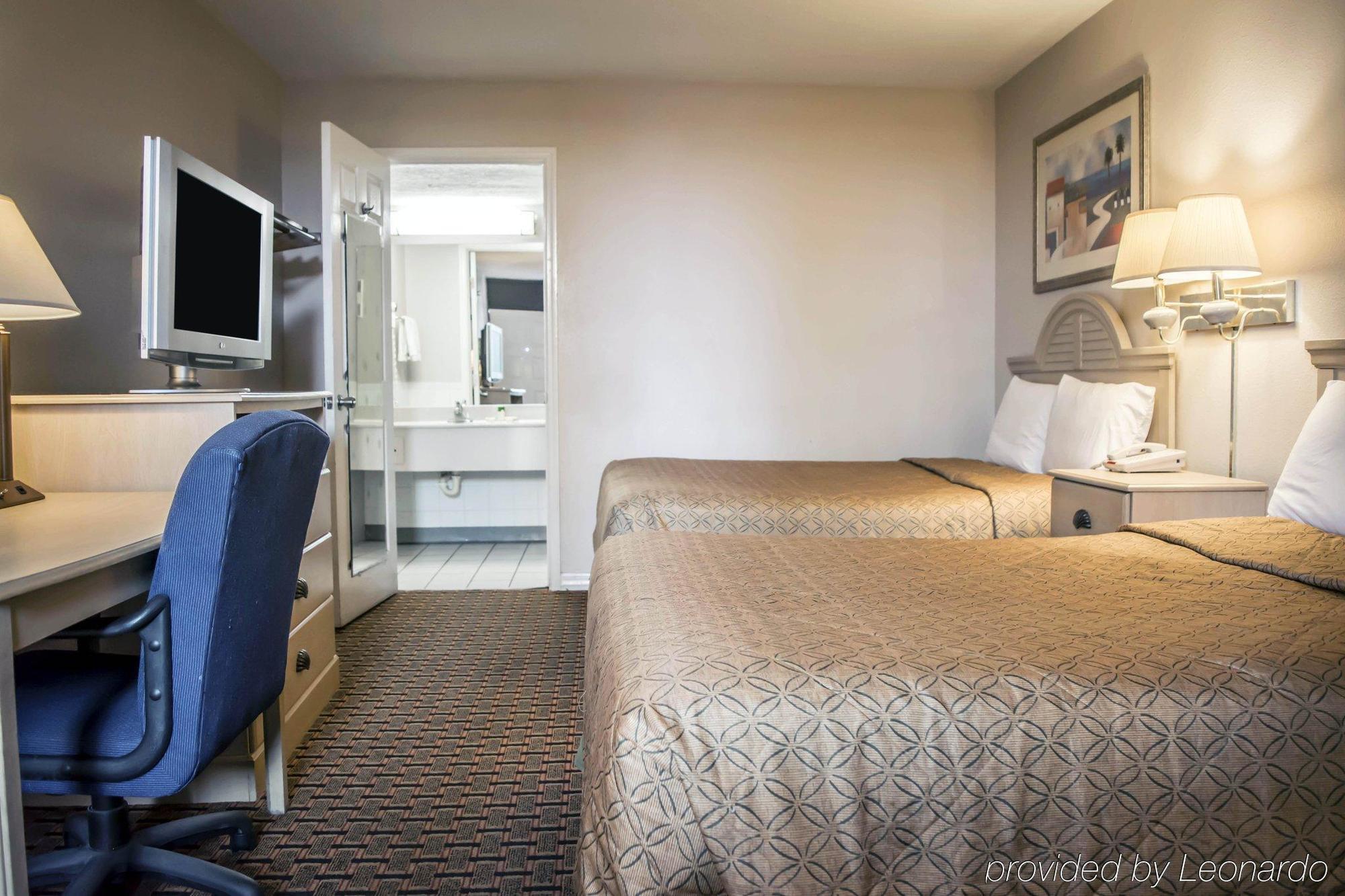 Rodeway Inn New Port Richey Εξωτερικό φωτογραφία