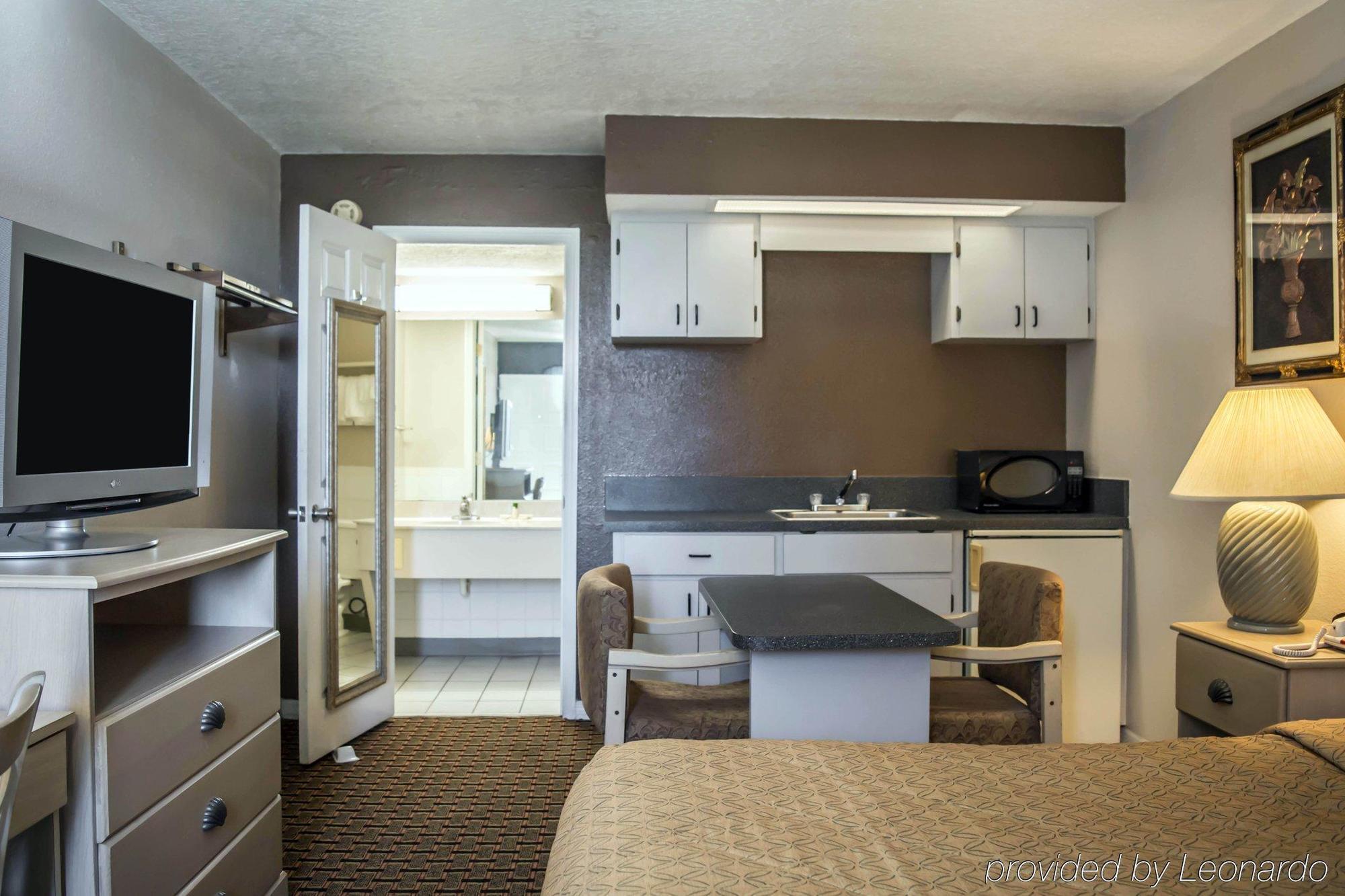 Rodeway Inn New Port Richey Εξωτερικό φωτογραφία