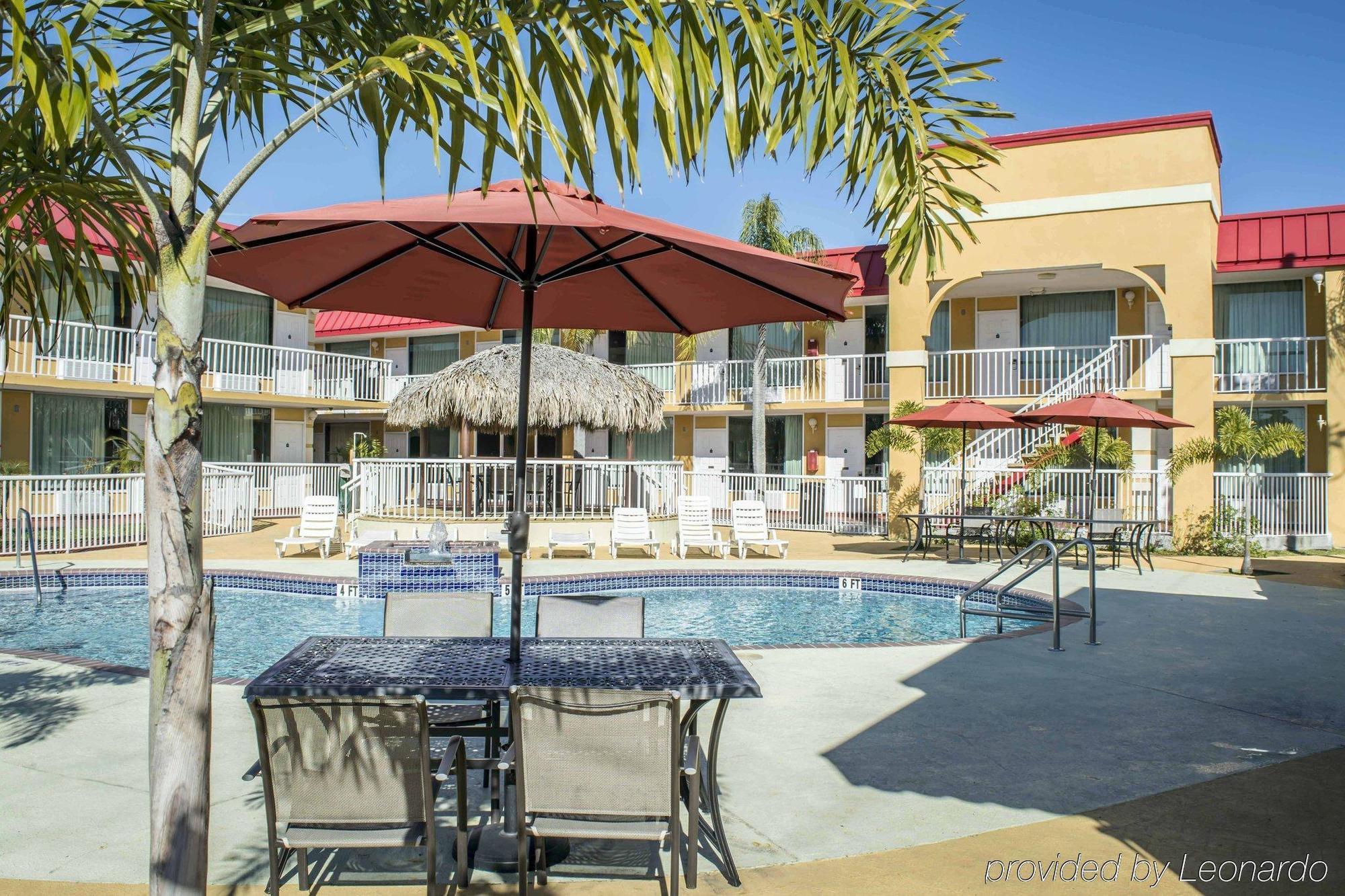 Rodeway Inn New Port Richey Εξωτερικό φωτογραφία