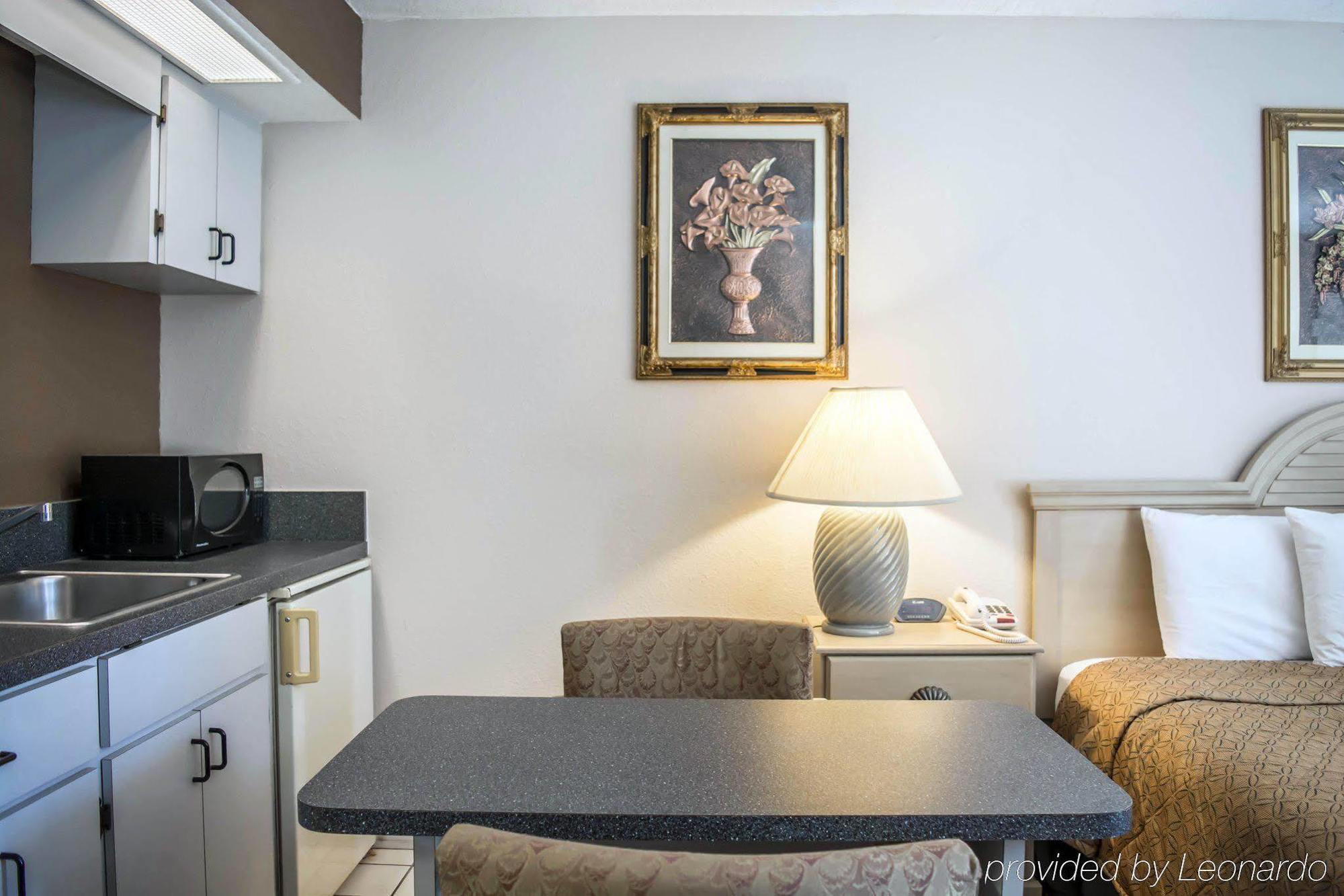 Rodeway Inn New Port Richey Εξωτερικό φωτογραφία