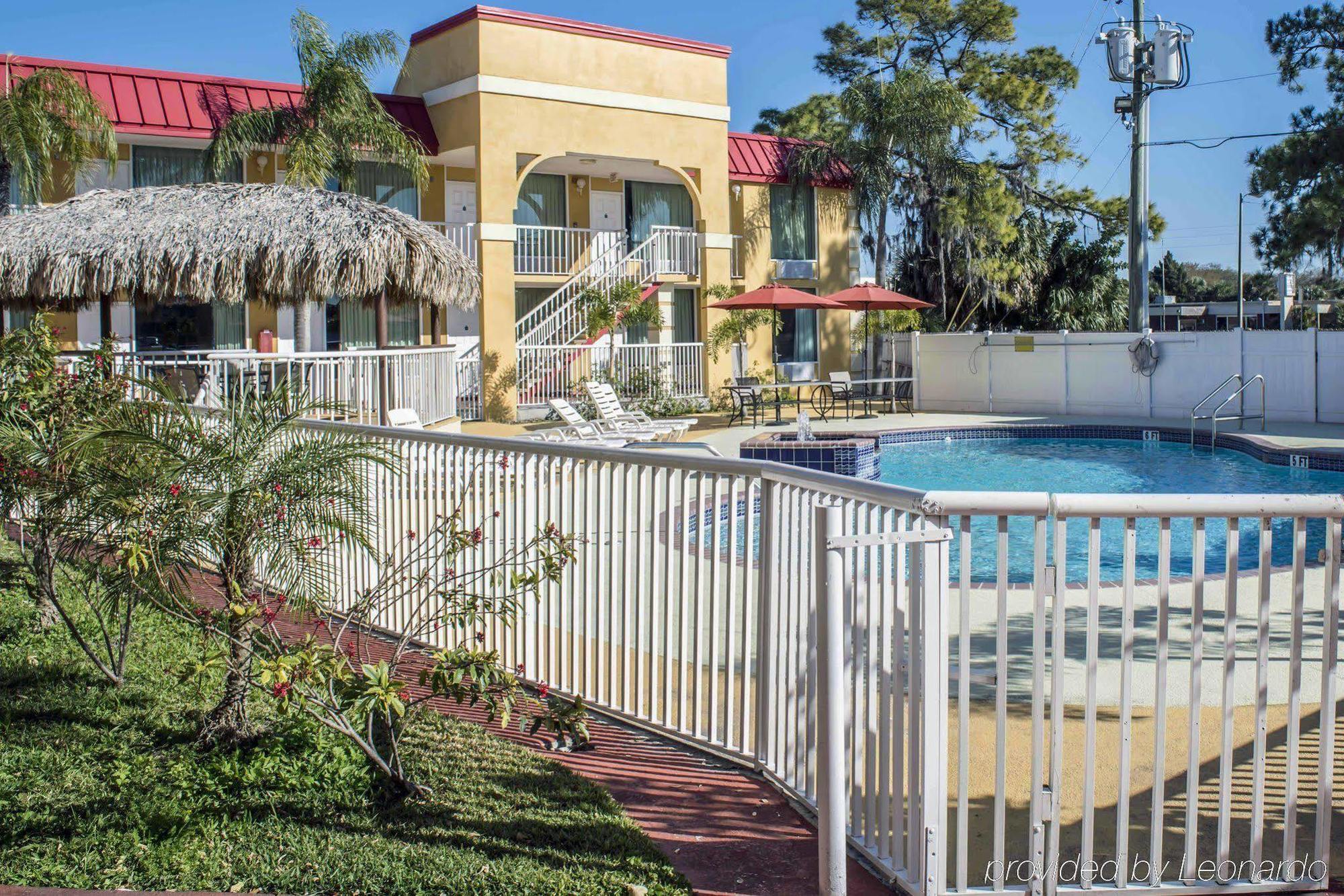 Rodeway Inn New Port Richey Εξωτερικό φωτογραφία